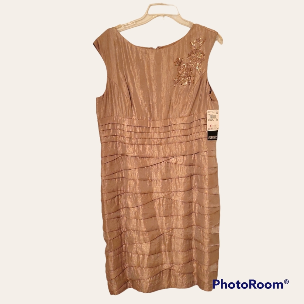 Adrianna Papell Gold Bead Embellished Cocktail Dress. Size 16